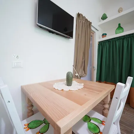 Le Stanze Di Nonna Cece 4* Pulsano