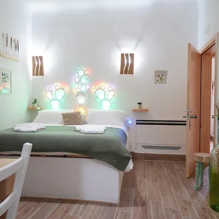 Le Stanze Di Nonna Cece 4* Pulsano