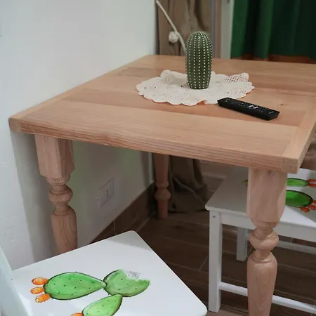 Le Stanze Di Nonna Cece Bed & Breakfast Pulsano